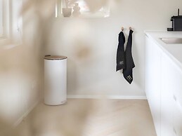 Pleasant Holiday Home in Vrouwenpolder With Garden