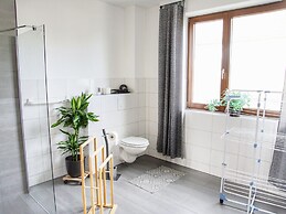 Ground-floor Apartment With Terrace and Large Garden With Lounge Area 