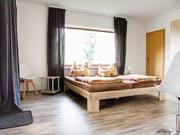 Ground-floor Apartment With Terrace and Large Garden With Lounge Area