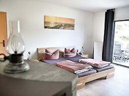 Ground-floor Apartment With Terrace and Large Garden With Lounge Area