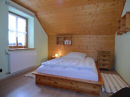 Homely Apartment in Riedenburg Prunn Near Forest With BBQ