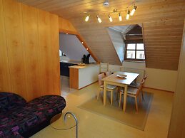 Homely Apartment in Riedenburg Prunn Near Forest With BBQ