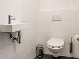 Brand new Luxury Villa on a Small-scale Park With its own Jetty