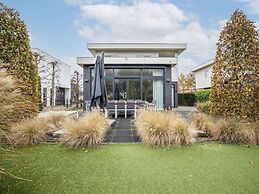 Brand new Luxury Villa on a Small-scale Park With its own Jetty