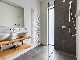 Brand new Luxury Villa on a Small-scale Park With its own Jetty