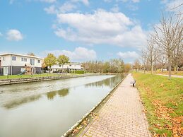 Brand new Luxury Villa on a Small-scale Park With its own Jetty