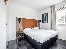 Brand new Luxury Villa on a Small-scale Park With its own Jetty