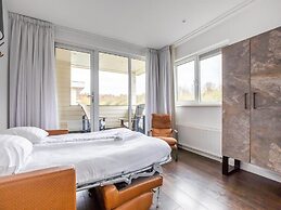 Brand new Luxury Villa on a Small-scale Park With its own Jetty