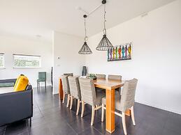 Brand new Luxury Villa on a Small-scale Park With its own Jetty