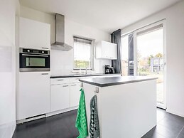 Brand new Luxury Villa on a Small-scale Park With its own Jetty