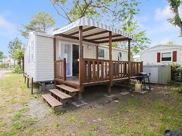 Swanky Mobile Home in Saint Jean de Monts Near Seabeach