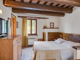 Stunning Holiday Home in Foligno With Sauna