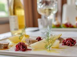 Stunning Holiday Home in Foligno With Sauna