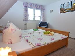 Cozy Apartment in Lichtenhain Germany With Garden