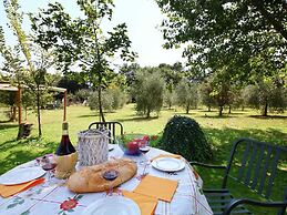 Apartment on Farm Amidst the Umbrian Hills