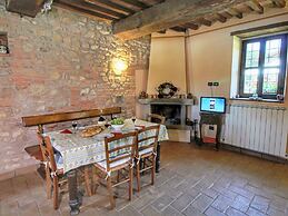 Apartment on Farm Amidst the Umbrian Hills