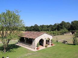 Apartment on Farm Amidst the Umbrian Hills