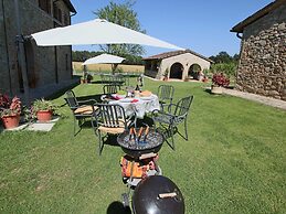 Apartment on Farm Amidst the Umbrian Hills