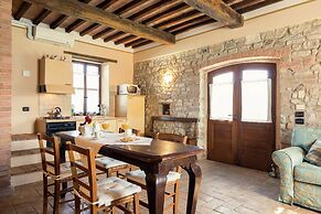 Apartment on Farm Amidst the Umbrian Hills