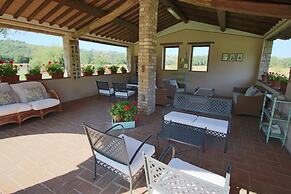 Apartment on Farm Amidst the Umbrian Hills