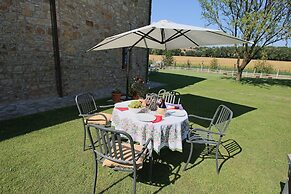 Apartment on Farm Amidst the Umbrian Hills