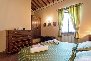 Apartment on Farm Amidst the Umbrian Hills