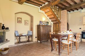 Apartment on Farm Amidst the Umbrian Hills
