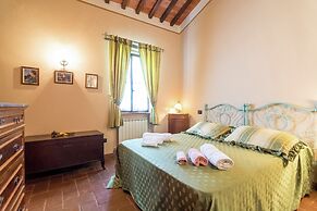 Apartment on Farm Amidst the Umbrian Hills