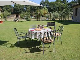 Apartment on Farm Amidst the Umbrian Hills