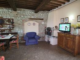 Apartment on Farm Amidst the Umbrian Hills