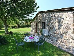 Apartment on Farm Amidst the Umbrian Hills