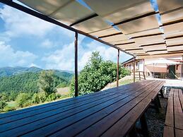 Inviting Farmhouse in Appenines With Covered Swimming Pool