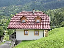 Peaceful Cottage Near Ski Area in Gmund