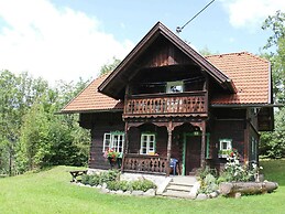 Peaceful Cottage Near Ski Area in Gmund