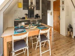 Attractive Apartment in Isigny-sur-mer Near Centre