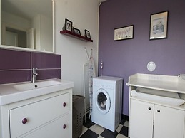 Attractive Apartment in Isigny-sur-mer Near Centre