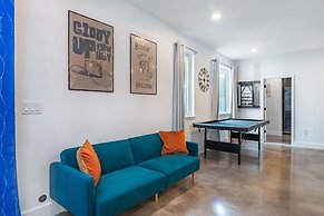 Upstay - Eastside Home w LRG Patio - Rooftop Deck