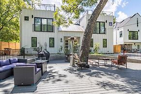 Upstay - Eastside Home w LRG Patio - Rooftop Deck