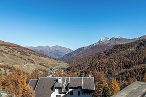 Wolf & Deer Apartment Ski-in Ski-out 250m