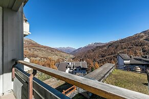 Wolf & Deer Apartment Ski-in Ski-out 250m