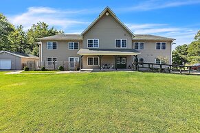 Green Goose Lodge - Studio Apt Sleeps 4 Condo