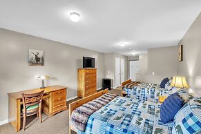 Green Goose Lodge - Studio Apt Sleeps 4 Condo