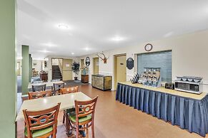 Green Goose Lodge - Studio Apt Sleeps 4 Condo