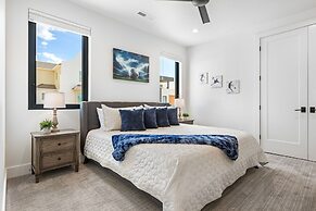 The Dugout 8 Bedroom Home