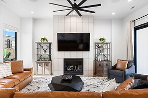 The Dugout 8 Bedroom Home