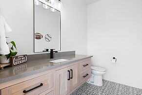 The Dugout 8 Bedroom Home