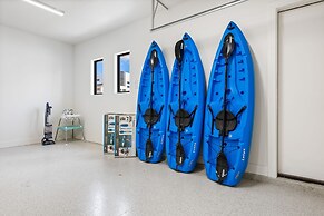 The Dugout 8 Bedroom Home