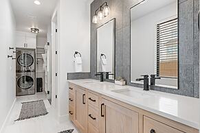 The Dugout 8 Bedroom Home