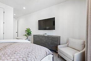 The Dugout 8 Bedroom Home