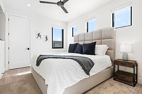 The Dugout 8 Bedroom Home